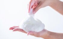 井上誠耕園【季節限定】今季搾りたて小豆島産エキストラヴァージンオリーブオイル&nbsp;20ml【化粧用】と釜焚きオリーブ石鹸100ｇセット