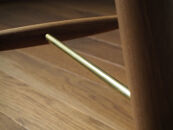 まる座スツール　3本脚　国産クルミ材 ／ 椅子【UMEBACHI FURNITURE】