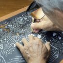 琉球紅型の柄生まれたモノトーン・カシュクールドレス（セミオーダー商品）｜沖縄　那覇市　ファッション 服  衣料 トップス 人気 小物 ストール マフラー ハンカチ スカーフ