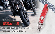 【デグナー】レザーキーホルダー&nbsp;[K-51F]【カラー：レッド-ホワイト】［&nbsp;京都&nbsp;キーホルダー&nbsp;革&nbsp;人気&nbsp;おすすめ&nbsp;革&nbsp;レザー&nbsp;ツーリング&nbsp;ライダー&nbsp;バイカー&nbsp;バイク&nbsp;ブランド&nbsp;メーカー&nbsp;ギア&nbsp;パーツ&nbsp;］