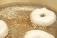 【定期便 3か月】おんせんベーグル【5種類5個！】～ゆふいんの汲みたて温泉水を使ったつるつるもちもちのベーグル～