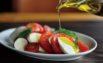 【井上誠耕園】～2025年搾りたて～&nbsp;小豆島産アルベキーナオリーブオイル&nbsp;(135g×1本)