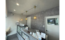 福岡市内製造　新食感生プリンセット(プレーン・塩黒蜜)　計8個