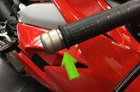 【AELLA】汎用品｜ハンドルバーエンド&nbsp;チタンカラー2枚セット&nbsp;[Φ22×3ｍｍ厚]&nbsp;AT-W0006A［&nbsp;京都&nbsp;バイク&nbsp;カスタム&nbsp;パーツ&nbsp;人気&nbsp;おすすめ&nbsp;ツーリング&nbsp;ライダー&nbsp;バイカー&nbsp;メーカー&nbsp;ギア&nbsp;お取り寄せ&nbsp;通販&nbsp;ふるさと納税&nbsp;］