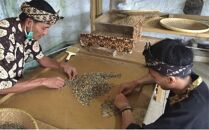 【定期便　全6回】最高級コーヒー&nbsp;コピルアク&nbsp;100g【豆状】