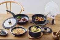 フライパンセット&nbsp;ダイヤモンドコートパン９点セット&nbsp;ＩＨ・ガス火対応&nbsp;IH&nbsp;ガス&nbsp;9点セットダイヤモンドコーティング&nbsp;アイリスオーヤマ&nbsp;家庭用品&nbsp;取っ手取り外し可能&nbsp;お手入れ簡単&nbsp;NTF-SEI9&nbsp;ブラックメタリック