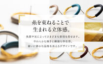 【寺島保太良商店】絲&nbsp;tabane&nbsp;ピアス＜金＞｜京都&nbsp;伝統工芸&nbsp;ブランド&nbsp;アクセサリー&nbsp;上品&nbsp;人気&nbsp;[&nbsp;金糸を贅沢に使用したピアス&nbsp;華やか&nbsp;高級&nbsp;おしゃれ&nbsp;おすすめ&nbsp;金&nbsp;銀&nbsp;宝飾品&nbsp;ギフト&nbsp;プレゼント&nbsp;贈答&nbsp;お取り寄せ&nbsp;通販&nbsp;送料無料&nbsp;ふるさと納税&nbsp;]