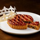 ガレット・デ・ロワ&nbsp;フランボワーズ&nbsp;ピスターシュ&nbsp;6号(18cm)　ガレットデロワ&nbsp;フランスの伝統菓子&nbsp;アーモンドクリーム&nbsp;サクサクのパイ生地&nbsp;ピスタチオ&nbsp;期間限定