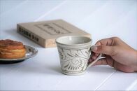 ＜受注生産品＞黒釉唐草線彫 ( マグカップ小 × 1個 )｜沖縄 那覇市 日用品 食器 グラス マグカップ  唐草 線彫 陶器  受注生産品  手作り 伝統工芸 やちむん