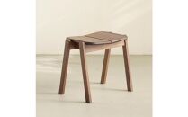 積み重ねできる無垢の板座スツール&nbsp;AKI&nbsp;持手無し&nbsp;ウォルナット&nbsp;スタッキング&nbsp;キッズ&nbsp;辻製作所
