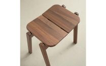 積み重ねできる無垢の板座スツール&nbsp;AKI&nbsp;持手無し&nbsp;ウォルナット&nbsp;スタッキング&nbsp;キッズ&nbsp;辻製作所
