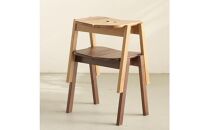 積み重ねできる無垢の板座スツール&nbsp;AKI&nbsp;持手無し&nbsp;ウォルナット&nbsp;スタッキング&nbsp;キッズ&nbsp;辻製作所