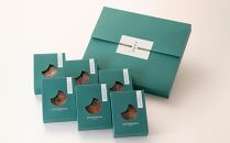 【高島屋選定品】ジュヴァンセル&nbsp;竹取物語(姫)&nbsp;6個［&nbsp;京都&nbsp;スイーツ&nbsp;ブランド&nbsp;パウンドケーキ&nbsp;栗&nbsp;黒豆&nbsp;国産&nbsp;手作業&nbsp;丁寧&nbsp;焼き菓子&nbsp;甘露煮&nbsp;ラム酒&nbsp;スイーツ&nbsp;デザート&nbsp;ギフト&nbsp;お土産&nbsp;伝統&nbsp;京都&nbsp;人気&nbsp;おすすめ&nbsp;ふるさと納税&nbsp;送料無料&nbsp;］