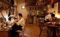 【高島屋選定品】〈Liuteria-TAKADA〉アトリエ製マエストロ監修の完全手工製バイオリン［&nbsp;弦楽器専門店&nbsp;バイオリン&nbsp;京都市&nbsp;アトリエ&nbsp;マエストロ&nbsp;監修&nbsp;楽器&nbsp;音楽&nbsp;趣味&nbsp;人気&nbsp;&nbsp;おすすめ&nbsp;伝統技術&nbsp;職人&nbsp;クラシック&nbsp;音楽教育&nbsp;プレゼント&nbsp;ギフト&nbsp;演奏&nbsp;高品質&nbsp;文化体験&nbsp;ふるさと納税&nbsp;］