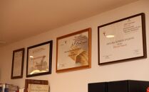 【高島屋選定品】〈Liuteria-TAKADA〉マエストロリュータイオによる弦楽器のためのメンテナンスチケット1万円分［&nbsp;弦楽器専門店&nbsp;メンテナンス&nbsp;チケット&nbsp;利用券&nbsp;弦楽器&nbsp;京都市&nbsp;アトリエ&nbsp;マエストロ&nbsp;監修&nbsp;楽器&nbsp;音楽&nbsp;趣味&nbsp;人気&nbsp;&nbsp;おすすめ&nbsp;伝統技術&nbsp;職人&nbsp;クラシック&nbsp;音楽教育&nbsp;プレゼント&nbsp;ギフト&nbsp;演奏&nbsp;高品質&nbsp;文化体験&nbsp;ふるさと納税&nbsp;］