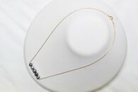 あこや黒染め真珠5個付きネックレス(ゴールド)