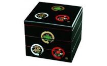 紀州漆器&nbsp;三段重箱&nbsp;黒&nbsp;丸に松竹梅（内朱塗）&nbsp;［YS19］