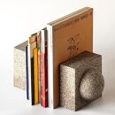 TY&nbsp;BOOKSTAND&nbsp;/&nbsp;sabi｜山本忠司氏デザインの庵治石ブックエンド
