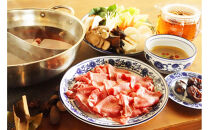 【ザムザムの泉】無化学調味料伝統手作り製法！&nbsp;【定期便】漢方薬膳牛骨スープ（容量500ML約2人前×2パック）&nbsp;下記を隔回お届け&nbsp;漢方薬膳味染み牛肉（容量200g×1パック）または自家製薬膳辣油50ML1瓶！更に食事券総額6000円分付き&nbsp;[&nbsp;京都&nbsp;漢方&nbsp;薬膳&nbsp;スープ&nbsp;人気&nbsp;おすすめ&nbsp;健康&nbsp;美容&nbsp;デトックス&nbsp;お取り寄せ&nbsp;通販&nbsp;送料無料&nbsp;ふるさと納税&nbsp;]