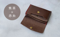 【革工房Rim】3ポケット ミニ財布 〈焦茶×赤糸〉 [ 京都 財布 ハンドメイド コンパクト 本革 ウォレット 人気 おすすめ さいふ 革 レザー 手作り クラフト ギフト プレゼント お取り寄せ 通販 送料無料 ふるさと納税 ]