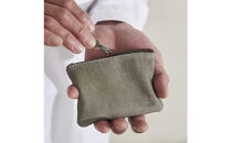 ENISICA&nbsp;エニシカ&nbsp;ジビエ鹿革&nbsp;リンシカ&nbsp;ポーチS&nbsp;雪曇&nbsp;(ゆきぐもり)