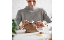 ENISICA&nbsp;エニシカ&nbsp;ジビエ鹿革&nbsp;トモシカポーチM&nbsp;茅葺（かやぶき）