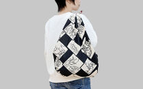 【三陽商事】鳥獣戯画&nbsp;両面風呂敷&nbsp;市松柄(黒×ピンク)［&nbsp;京都&nbsp;風呂敷&nbsp;ふろしき&nbsp;バッグ&nbsp;人気&nbsp;おすすめ&nbsp;エコ&nbsp;おしゃれ&nbsp;収納&nbsp;お弁当&nbsp;和柄&nbsp;お取り寄せ&nbsp;通販&nbsp;送料無料&nbsp;ふるさと納税&nbsp;］