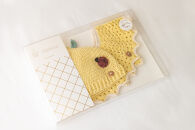 HOPPL&nbsp;（ホップル）手編みビブ＆キャップセット（レモン/サイズS）