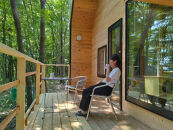 YUFUIN&nbsp;HOGONEKO&nbsp;FOREST　森の中で保護猫と一緒に宿泊できるチケット（年末年始不可、食事なし）