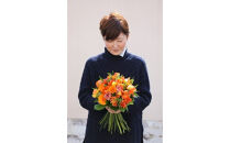 季節の花束と花瓶のセット　Mサイズ