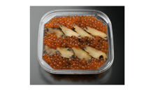 魚商　小田原六左衛門の海恵紅白310g　いくら　あわび　あおりいか　ほたて　あかもく　甘エビ　数の子【家庭用 自宅用 贈答品 贈答用 ギフト ビール お取り寄せ 御中元 お中元 お歳暮 父の日 母の日 贈り物 日本酒 焼酎 神奈川県 小田原市 】