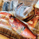 特選加熱用お魚セット☆骨取りトロ塩鯖＋金目鯛味噌漬け＋定塩銀鮭＋本鮪のカマの煮付け＋金目鯛の煮付け【焼き魚 惣菜 海鮮 お取り寄せ 御中元 お中元 お歳暮 父の日 母の日 贈り物 日本酒 焼酎】【神奈川県小田原市早川】