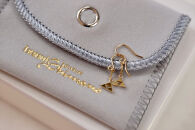 小田原北條　三つ鱗ピアス（フック小ペア）【&nbsp;ジュエリー&nbsp;アクセサリー&nbsp;神奈川県&nbsp;小田原市&nbsp;】