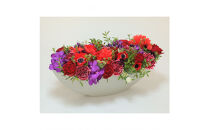 【お花の定期便】「季節毎」に届く、旬のアレンジメント Mサイズ（4回お届け）