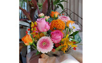 【定期便６ヵ月】季節の生花アレンジ　Sサイズ　６ヵ月連続でお届け&nbsp;【&nbsp;フラワー&nbsp;アレンジメント&nbsp;お花&nbsp;ギフト&nbsp;プレゼント&nbsp;贈り物&nbsp;誕生日&nbsp;お祝い&nbsp;神奈川県&nbsp;小田原市&nbsp;】