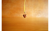 【相良パーティ】屋久檜千年の愛&nbsp;ハートストラップ&nbsp;屋久島の森の至極の宝&nbsp;屋久檜