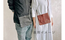 鹿の角ボタンのウォーカーズサコッシュ(ブラウン)【&nbsp;神奈川県&nbsp;小田原市&nbsp;】