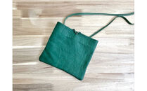 鹿の角ボタンのウォーカーズサコッシュ(グリーン)【&nbsp;神奈川県&nbsp;小田原市&nbsp;】