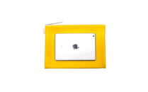 ＼年内発送／マルチケースＭ / イエロー M027M