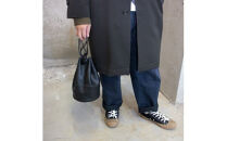 ＼年内発送／巾着ポーチ 栃木レザーWコガシ/黒 L012