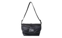 ＼年内発送／メッセンジャーバッグ S  MA-1/ブラック F018S