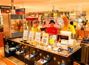 沖繩県産やんばる若鶏の丸焼き ハイグレードローストチキン ハーブ味 (1羽) ちょっとぜいたく チキンハウス 鶏肉 肉 にく 丸焼き 青森産ニンニク オリーブオイルを使用 ギフト お祝い パーティ 沖縄県 那覇市