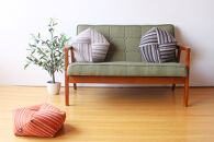 【洛中高岡屋】シンプルなデザインと素材感 おじゃみ座布団＜グラフ・ブラック＞[ 京都 老舗 座ぶとん クッション お手玉 黒 ストライプ リラックスアイテム 人気 おすすめ ラクに座れる 座り心地抜群 おしゃれ インテリア ギフト プレゼント お取り寄せ 通販 送料無料 ふるさと納税 ]