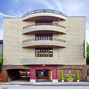 【「加賀料理まほろば」 （金沢白鳥路　ホテル山楽）】ペアディナー食事券 《郷土料理会席》 旅行 食品 惣菜 郷土料理 会席 ディナー ペア 食事券 加工食品 和風 飲食店 デート 伝統料理 料亭 石川 金沢 北陸 復興支援 復興応援