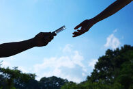 【世界初の全方位受光ソーラー】スフェラースティック&nbsp;4色セット（ソーラーLEDペンライト）［&nbsp;京都&nbsp;世界初&nbsp;太陽電池&nbsp;スフェラ―パワー&nbsp;ランプ&nbsp;アウトドア&nbsp;キャンプ&nbsp;LEDライト&nbsp;LED&nbsp;災害用&nbsp;電気&nbsp;間接照明&nbsp;照明&nbsp;ふるさと&nbsp;おしゃれ&nbsp;かっこいい&nbsp;京都&nbsp;通販&nbsp;送料無料&nbsp;ふるさと納税&nbsp;］&nbsp;