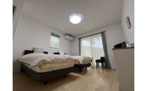 小豆島の小さなホテル&nbsp;くすの木とオリーブの森-KEI-&nbsp;宿泊チケット&nbsp;1泊朝食付&nbsp;オリーブの部屋&nbsp;(2名1室）