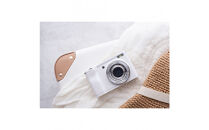 ケンコーデジタルカメラKC-ZM08 WH　4961607446751