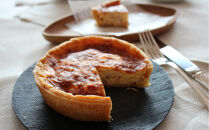 自家製&nbsp;キッシュ&nbsp;ロレーヌ（グリエールチーズとベーコン）Quiche&nbsp;Lorraine&nbsp;(直径11cm)&nbsp;約210g&nbsp;食品&nbsp;おかず&nbsp;加工食品&nbsp;洋食&nbsp;キッシュ&nbsp;ロレーヌ&nbsp;グリエールチーズ&nbsp;ベーコン