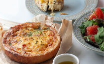 自家製&nbsp;キッシュ&nbsp;ロレーヌ（グリエールチーズとベーコン）Quiche&nbsp;Lorraine&nbsp;(直径11cm)&nbsp;約210g&nbsp;食品&nbsp;おかず&nbsp;加工食品&nbsp;洋食&nbsp;キッシュ&nbsp;ロレーヌ&nbsp;グリエールチーズ&nbsp;ベーコン