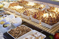 【ホテルニューオータニ博多】平休日1泊朝食付 ペア宿泊券《モデレートツイン》